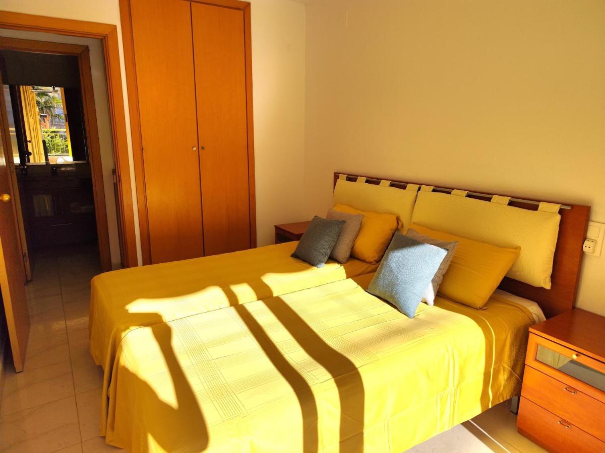 Luminoso Apartamento En Salou Con Terraza Y Parque Infantil Ideal Familias ภายนอก รูปภาพ