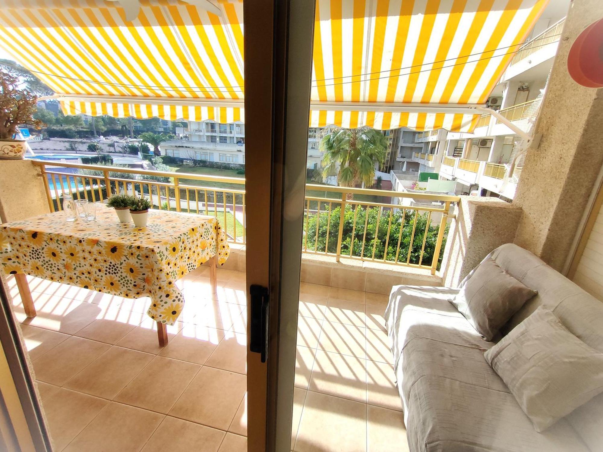Luminoso Apartamento En Salou Con Terraza Y Parque Infantil Ideal Familias ภายนอก รูปภาพ