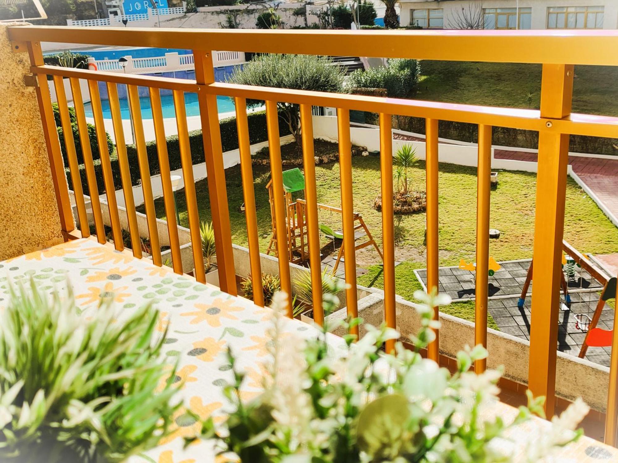 Luminoso Apartamento En Salou Con Terraza Y Parque Infantil Ideal Familias ภายนอก รูปภาพ